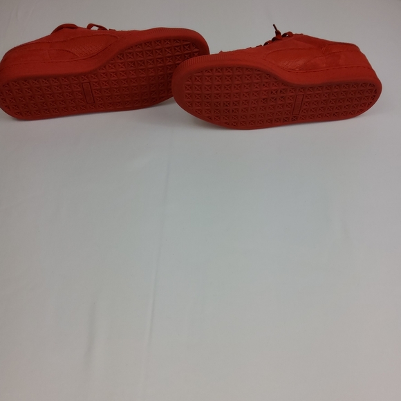 PUMA Suede Mens classic Mono Reptile High-Risk Red-Puma Sliver (8.5)  LowTop EUC - Picture 2 of 10